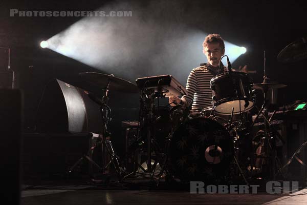 BLONDE REDHEAD - 2007-06-06 - PARIS - Elysee Montmartre - Simone Pace